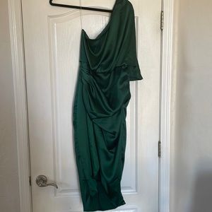 Red dress boutique emerald green satin one shoulder dress. NWT. Never worn. Sz L